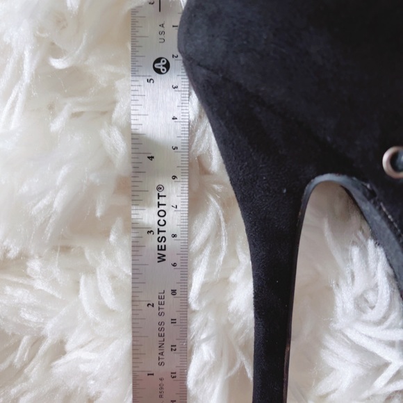 Black Lace Up Over the Knee Boots - Picture 4 of 6